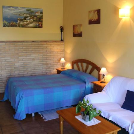 Aparthotel Las Palomas La Puebla de los Infantes Esterno foto